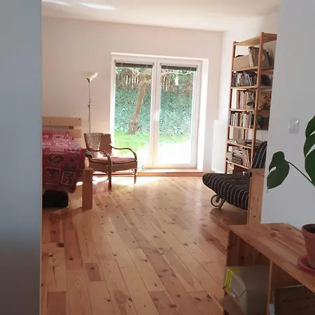 Na Pesine - Private Parking Apartment Prague